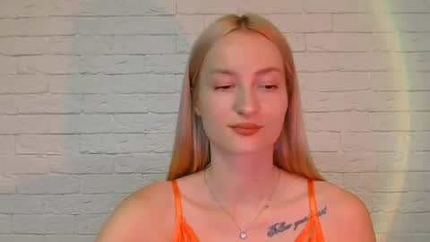 Snapshot of alice_sweet_01 chatting on 06/13/26, 09:24 Alice online show from 06/13/26, 09:24