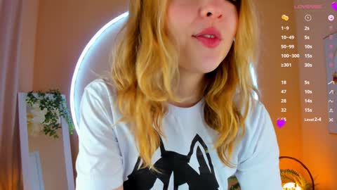 Snapshot of alice_tucci chatting on 02/05/25, 06:46 Alice  online show from 02/05/25, 06:46