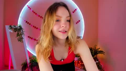 Snapshot of alice_tucci chatting on 02/14/25, 06:34 Alice  online show from 02/14/25, 06:34