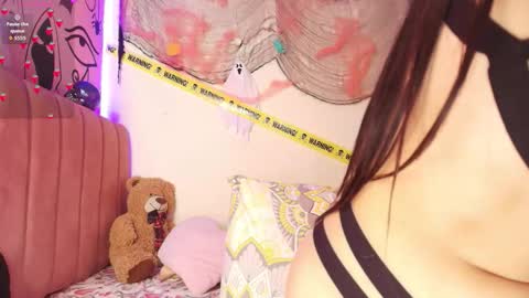 Snapshot of alice_twerk chatting on 10/16/25, 03:46 Alice online show from 10/16/25, 03:46