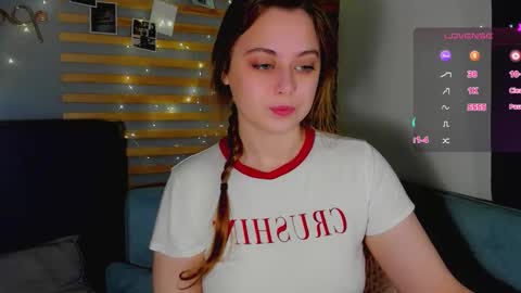 Snapshot of alice_wander chatting on 03/16/26, 01:55 Alice online show from 03/16/26, 01:55