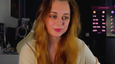 Snapshot of alice_wander chatting on 04/13/26, 09:48 Alice online show from 04/13/26, 09:48