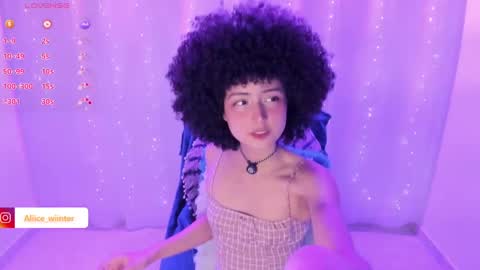 Snapshot of alice_wiinter chatting on 01/12/25, 08:25 Alice online show from 01/12/25, 08:25