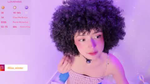 Snapshot of alice_wiinter chatting on 03/04/25, 10:16 Alice online show from 03/04/25, 10:16