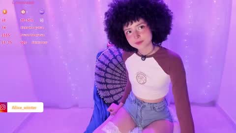 Snapshot of alice_wiinter chatting on 03/06/25, 10:36 Alice online show from 03/06/25, 10:36