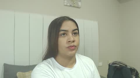 Alicia online show from 12/22/25, 12:46