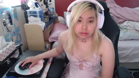 Alice Bambola online show from 09/30/25, 12:59