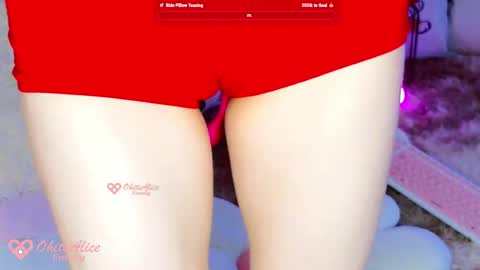 Snapshot of alicebate chatting on 05/18/26, 09:53 Alice online show from 05/18/26, 09:53