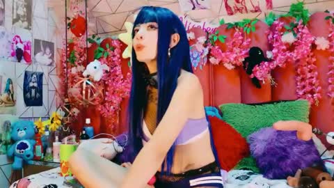 Snapshot of alicebenett_ chatting on 06/02/26, 09:28 online show from 06/02/26, 09:28