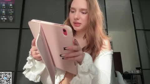 Snapshot of alicebloomxx chatting on 03/30/26, 10:38 alicebloomxx online show from 03/30/26, 10:38