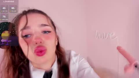 Alice online show from 10/20/25, 07:14