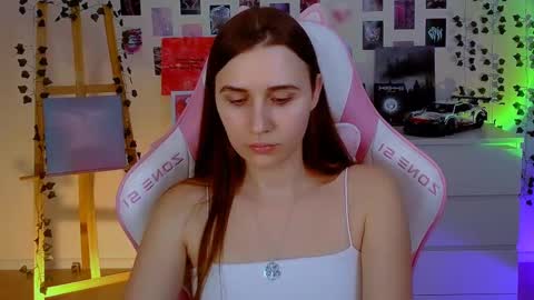 alicecharmy online show from 02/18/25, 04:05