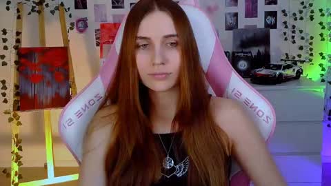 alicecharmy online show from 02/20/25, 04:36