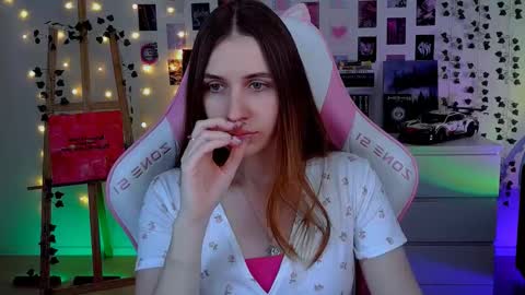 alicecharmy online show from 10/26/25, 05:35