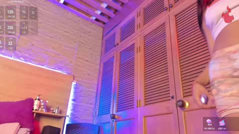 Alice  online show from 01/28/25, 12:22