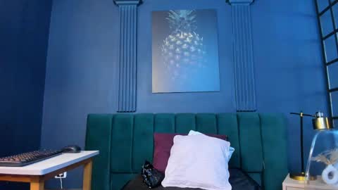 Snapshot of alicecoule chatting on 04/07/26, 12:16 Alice online show from 04/07/26, 12:16