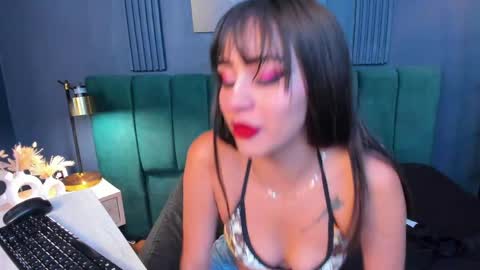 Snapshot of alicecoule chatting on 04/22/26, 11:34 Alice online show from 04/22/26, 11:34