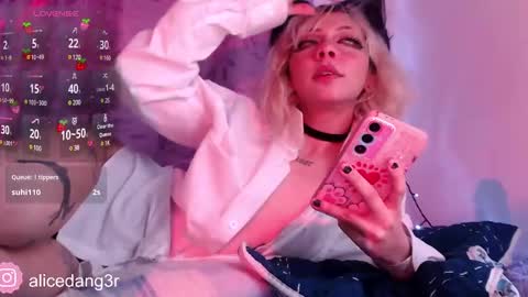 Snapshot of alicedang3r chatting on 01/08/25, 05:48 Alice online show from 01/08/25, 05:48