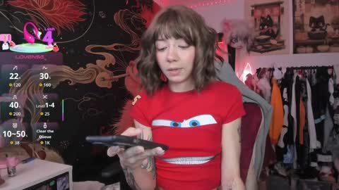 Snapshot of alicedang3r chatting on 04/05/26, 12:19 Alice online show from 04/05/26, 12:19