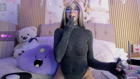 Snapshot of alicee1_ chatting on 03/25/26, 11:11 Aliice online show from 03/25/26, 11:11