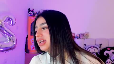 Snapshot of alicee_0 chatting on 02/16/26, 07:43 Alice online show from 02/16/26, 07:43