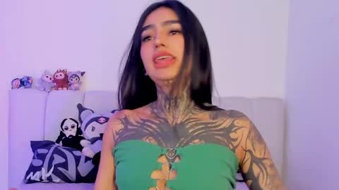 Snapshot of alicee_0 chatting on 03/31/26, 08:20 Alice online show from 03/31/26, 08:20