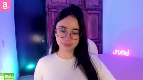 Snapshot of alicee_2 chatting on 09/12/25, 12:05 Aliceee .. 97YP9VWGZHrefnav wishlist lists 1 online show from 09/12/25, 12:05