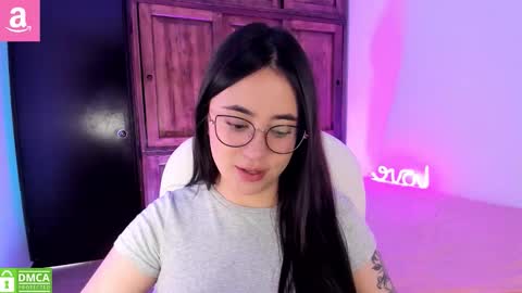 Snapshot of alicee_2 chatting on 03/03/26, 05:30 Aliceee .. 97YP9VWGZHrefnav wishlist lists 1 online show from 03/03/26, 05:30