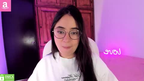 Snapshot of alicee_2 chatting on 03/24/26, 05:18 Aliceee .. 97YP9VWGZHrefnav wishlist lists 1 online show from 03/24/26, 05:18