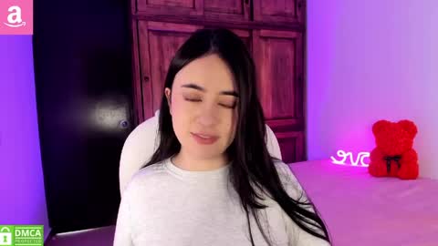 Snapshot of alicee_2 chatting on 04/29/26, 06:25 Aliceee .. 97YP9VWGZHrefnav wishlist lists 1 online show from 04/29/26, 06:25