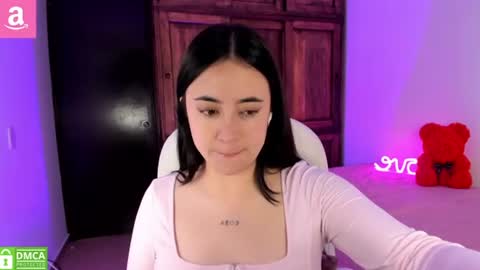 Snapshot of alicee_2 chatting on 07/13/26, 05:27 Aliceee .. 97YP9VWGZHrefnav wishlist lists 1 online show from 07/13/26, 05:27