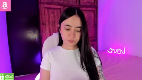 Snapshot of alicee_2 chatting on 07/22/26, 08:44 Aliceee .. 97YP9VWGZHrefnav wishlist lists 1 online show from 07/22/26, 08:44