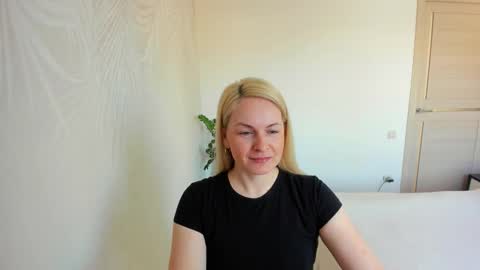 Alicee online show from 03/24/26, 08:08