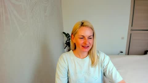 Alicee online show from 03/26/26, 10:43