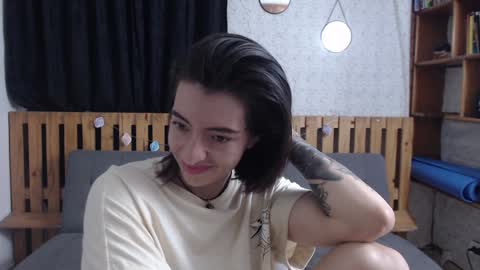 alicee_logan_ online show from 12/20/24, 04:42