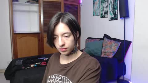 alicee_logan_ online show from 10/09/25, 01:47