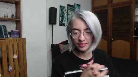 alicee_logan_ online show from 02/16/26, 01:46