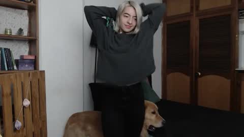 alicee_logan_ online show from 03/11/26, 01:22