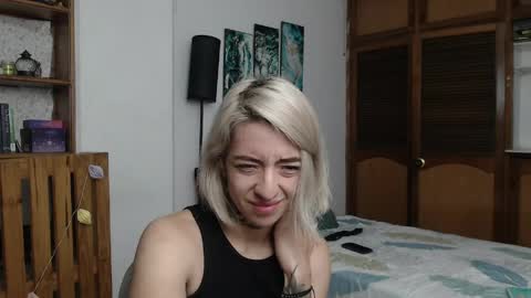 alicee_logan_ online show from 03/30/26, 02:01