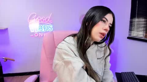 Alice online show from 09/19/25, 12:28