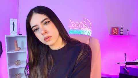 Alice online show from 10/22/25, 12:27