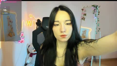 Snapshot of aliceeinwonderlanddd chatting on 04/03/26, 02:53 Alice online show from 04/03/26, 02:53