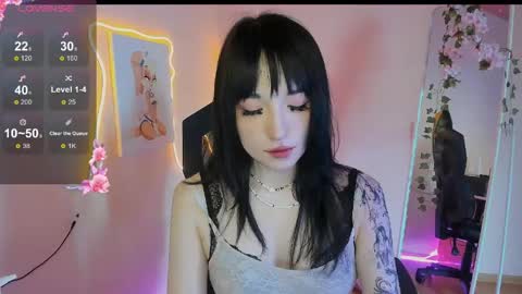 Snapshot of aliceeinwonderlanddd chatting on 04/21/26, 02:48 Alice online show from 04/21/26, 02:48