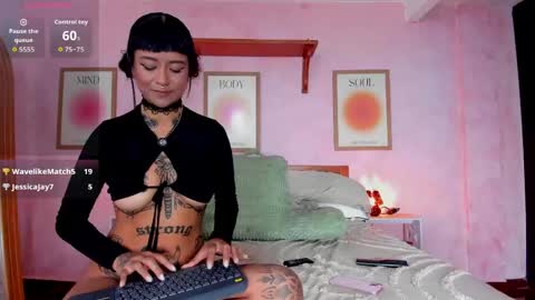 Snapshot of alicegould chatting on 04/16/26, 11:22 alicegould online show from 04/16/26, 11:22