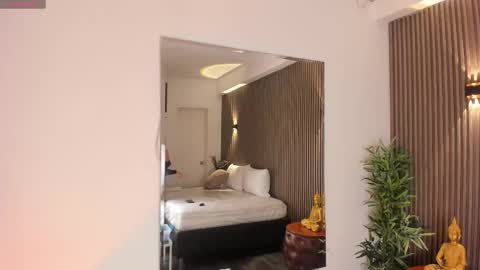 Snapshot of alicehanz_ chatting on 01/10/26, 04:14 Alice online show from 01/10/26, 04:14