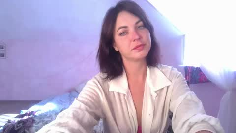 Snapshot of alicehoney_ chatting on 05/31/26, 01:07 alicehoney_ online show from 05/31/26, 01:07
