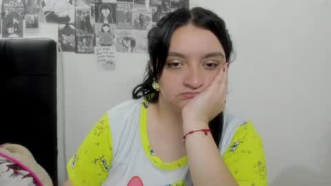 Snapshot of aliceinboobieland chatting on 06/16/26, 12:57 Aliceinboobieland online show from 06/16/26, 12:57