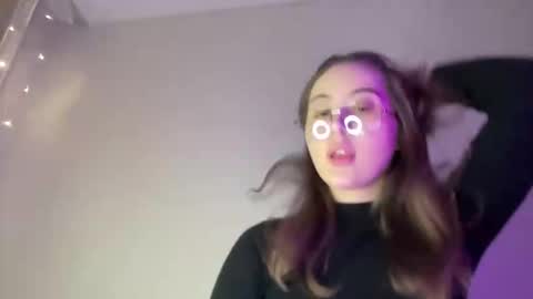 Snapshot of aliceinlustland chatting on 02/24/26, 09:13 aliceinlustland online show from 02/24/26, 09:13