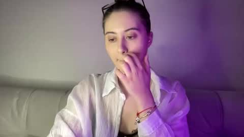 Snapshot of aliceinlustland chatting on 03/03/26, 06:58 aliceinlustland online show from 03/03/26, 06:58