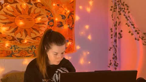 Alice online show from 02/13/26, 05:36